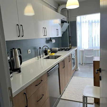 Air-conditioned, Combi Boiler, Fully Central, Entire *
