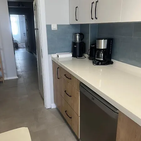 Air-conditioned, Combi Boiler, Fully Central, Entire